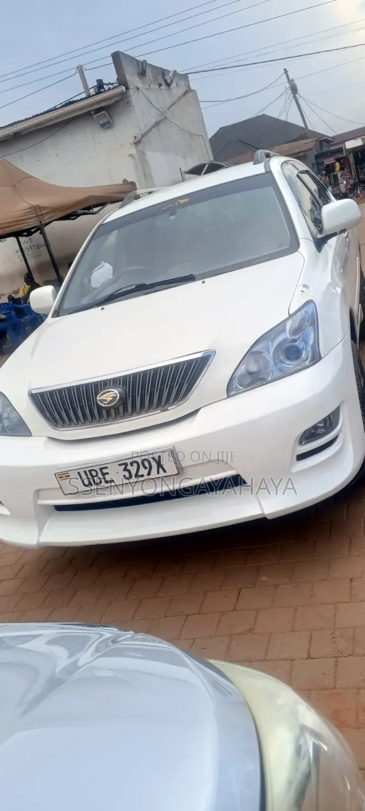 Toyota Harrier 2009 White