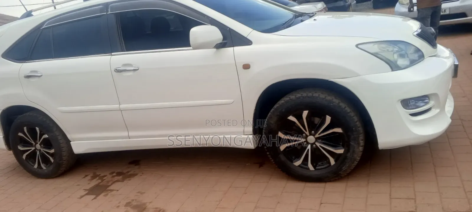 Toyota Harrier 2009 White