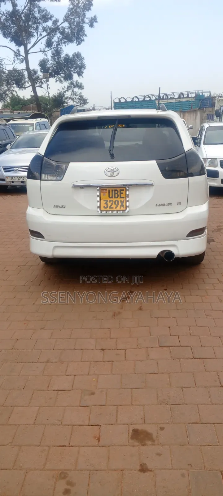 Toyota Harrier 2009 White