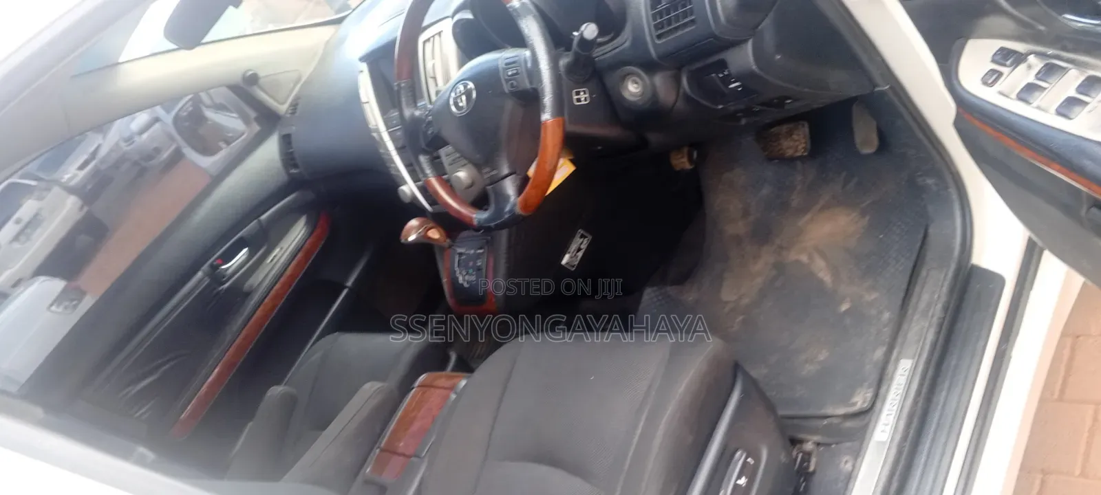 Toyota Harrier 2009 White