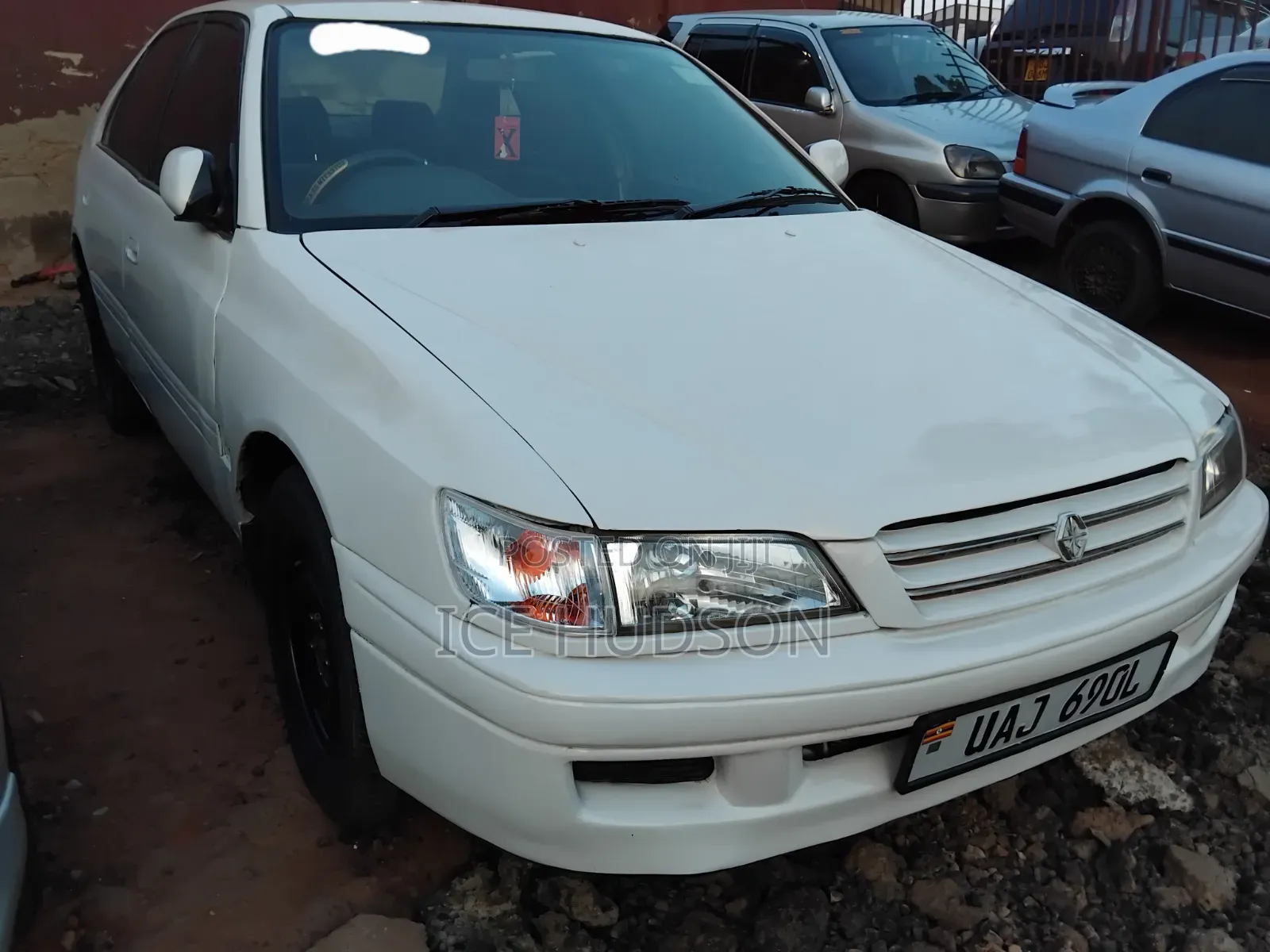 Toyota Premio 2001 Off white