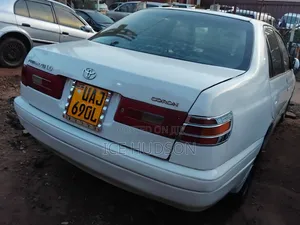 Toyota Premio 2001 Off white