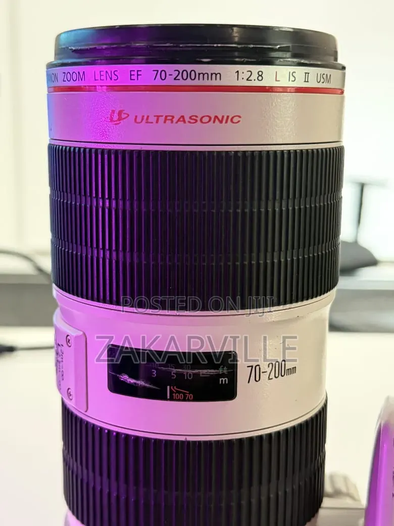 Canon 70-200mm F2.8 USM II Lens