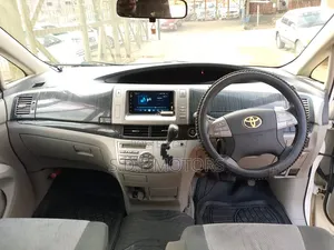 Toyota Estima 2008 White