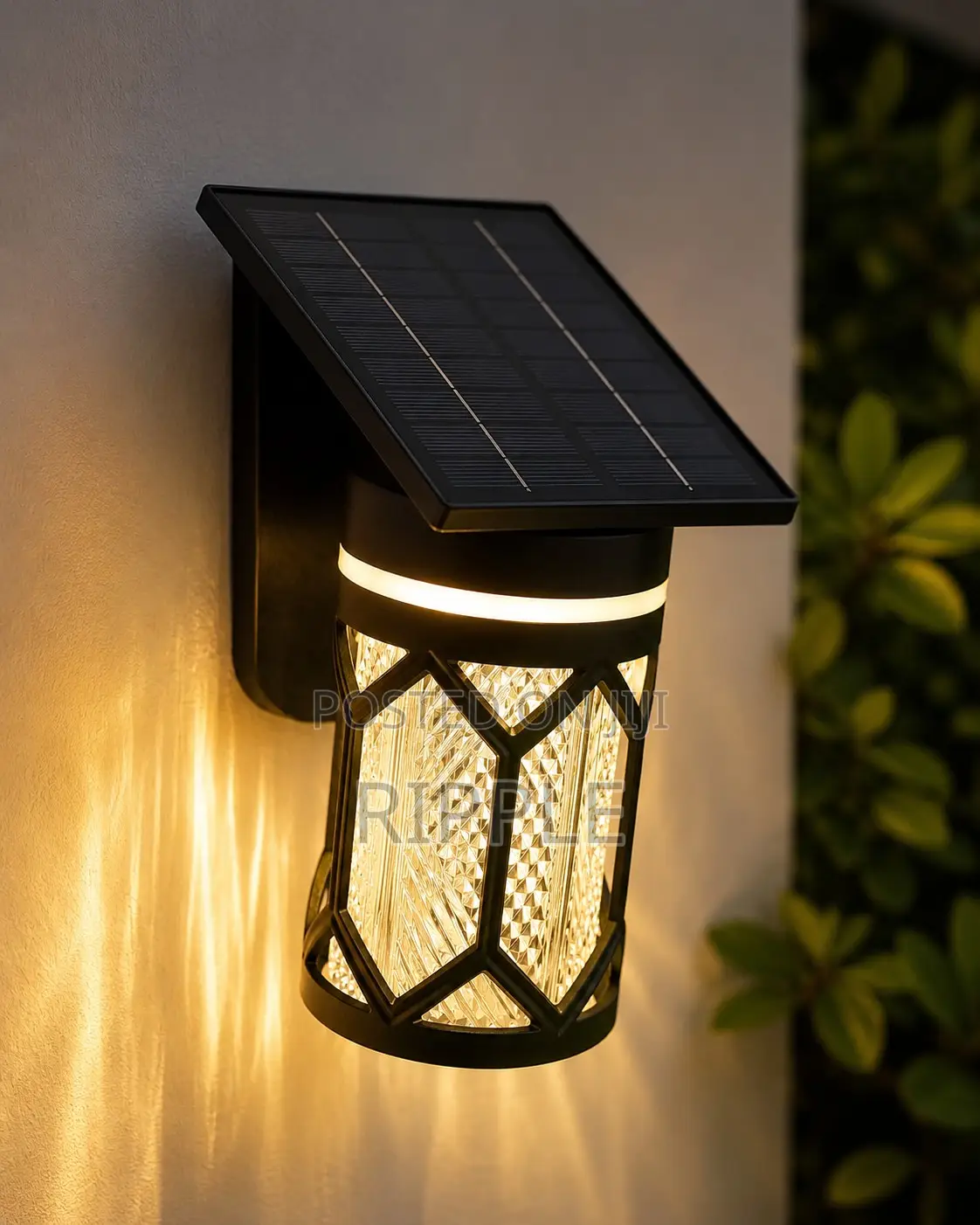 Solar Garden Wall Light Outdoor Decorative Security Lamp