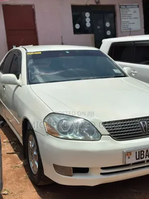 Toyota Mark II 2004 White
