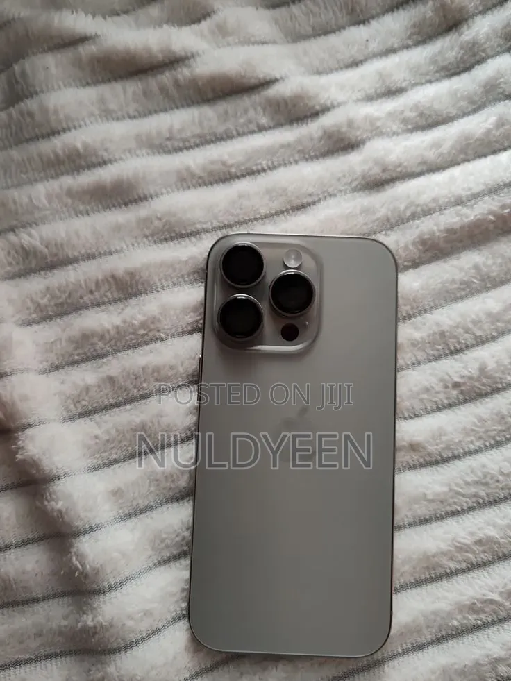 Apple iPhone 15 Pro 256 GB