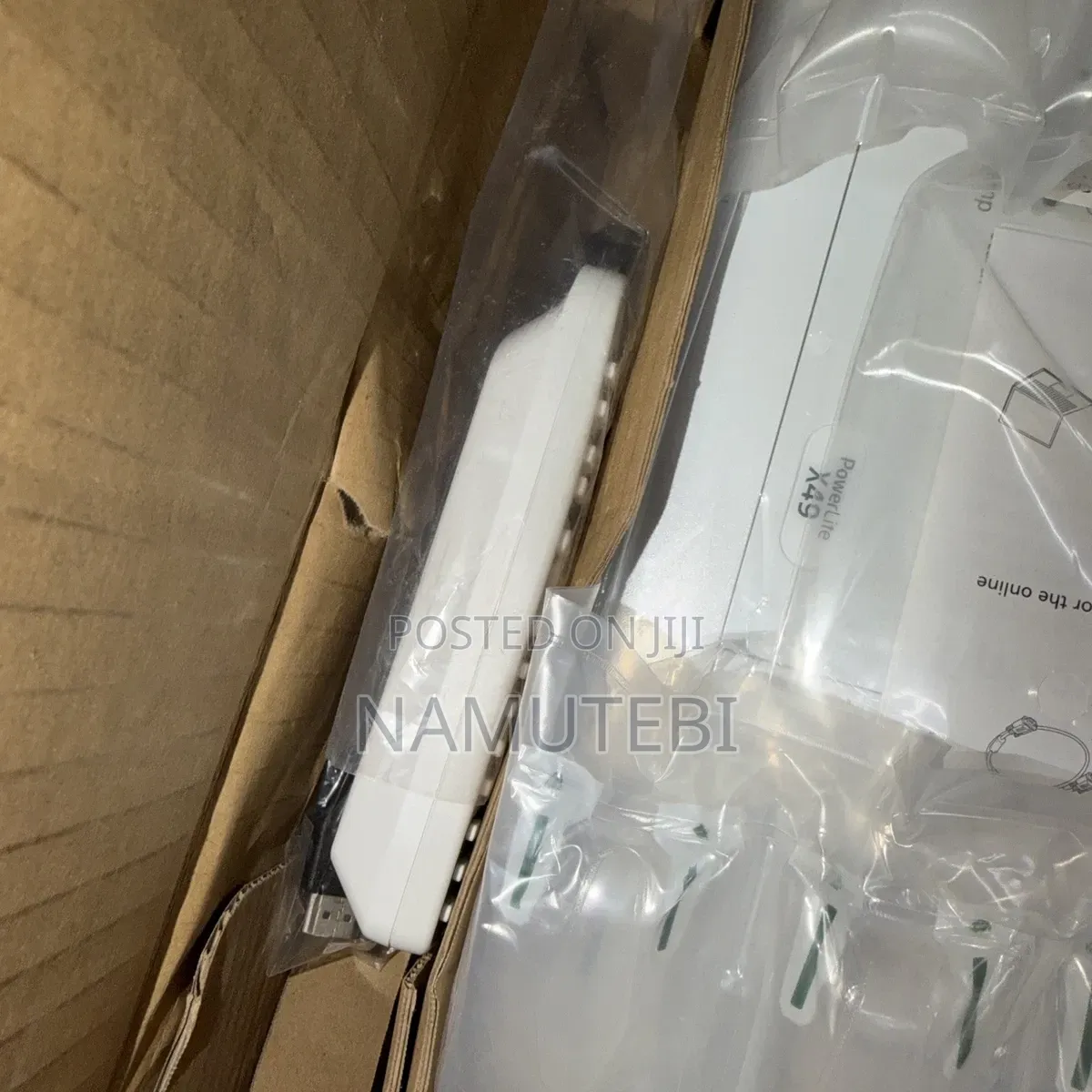 Epson EB-X49 Home and Commercial Projector