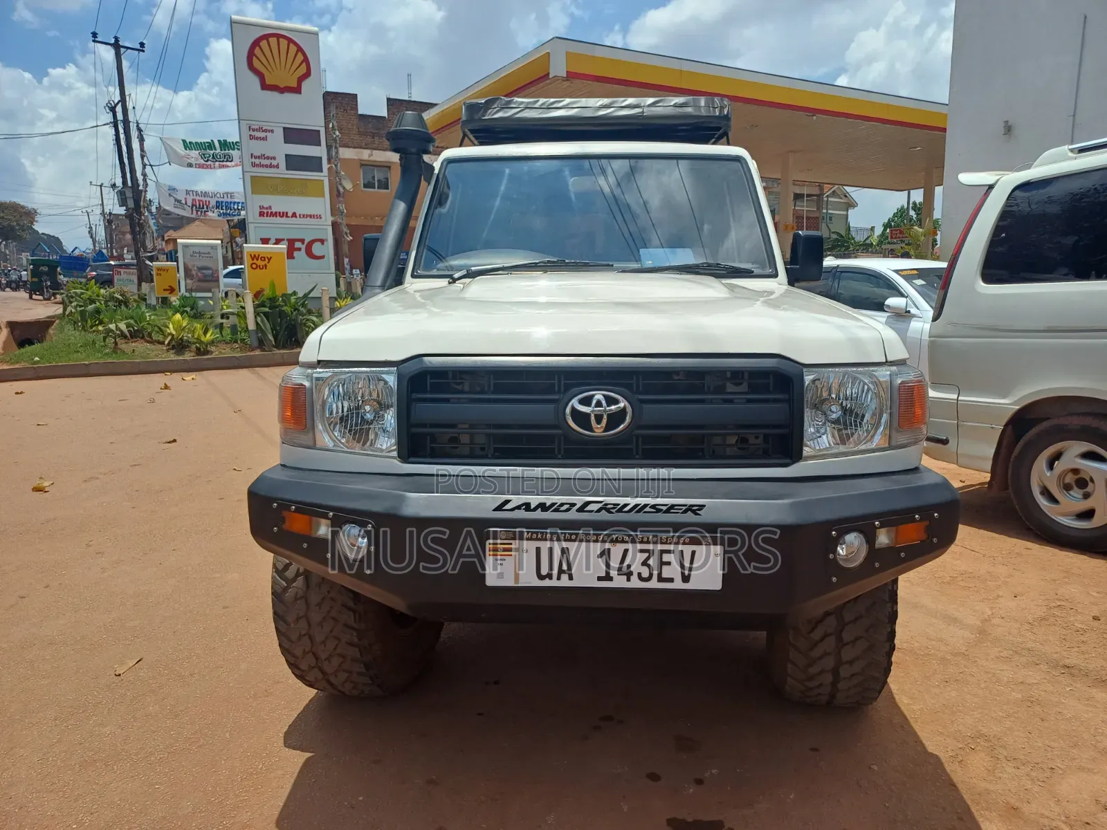 Toyota Land Cruiser Prado 2015 White