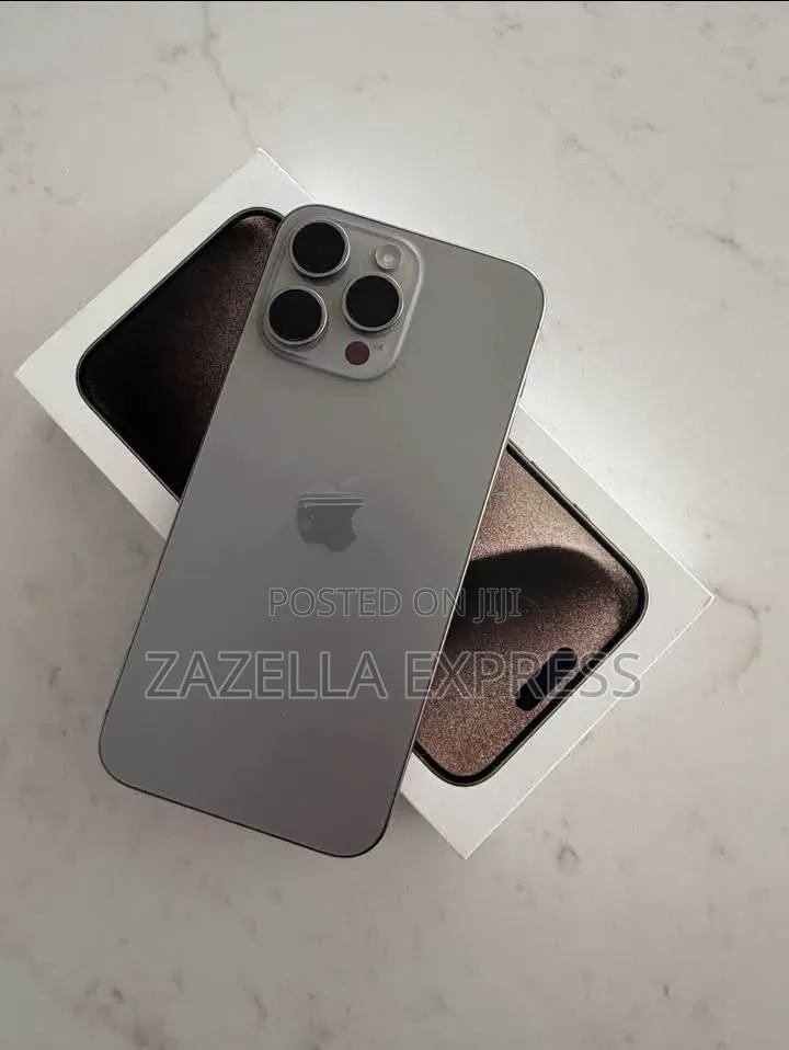 New Apple iPhone 15 Pro Max 256 GB Black