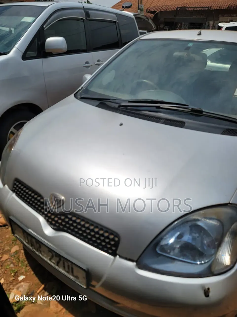 Toyota Vitz 1.3 AWD 3dr 2000 Silver