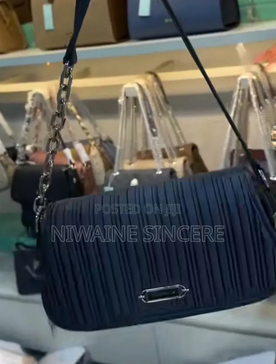 Classic Hand Bags for Ladies