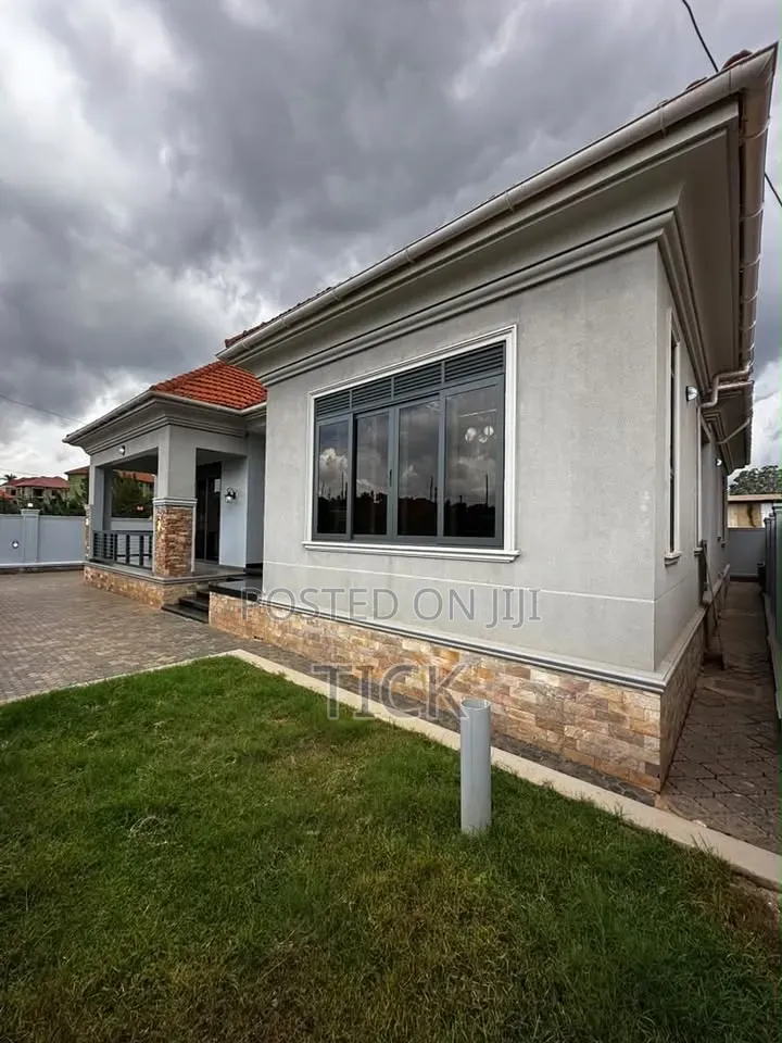 4bdrm House in Kira, Nakawa for sale