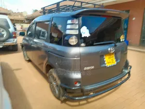 Toyota Sienta 2007 Gray