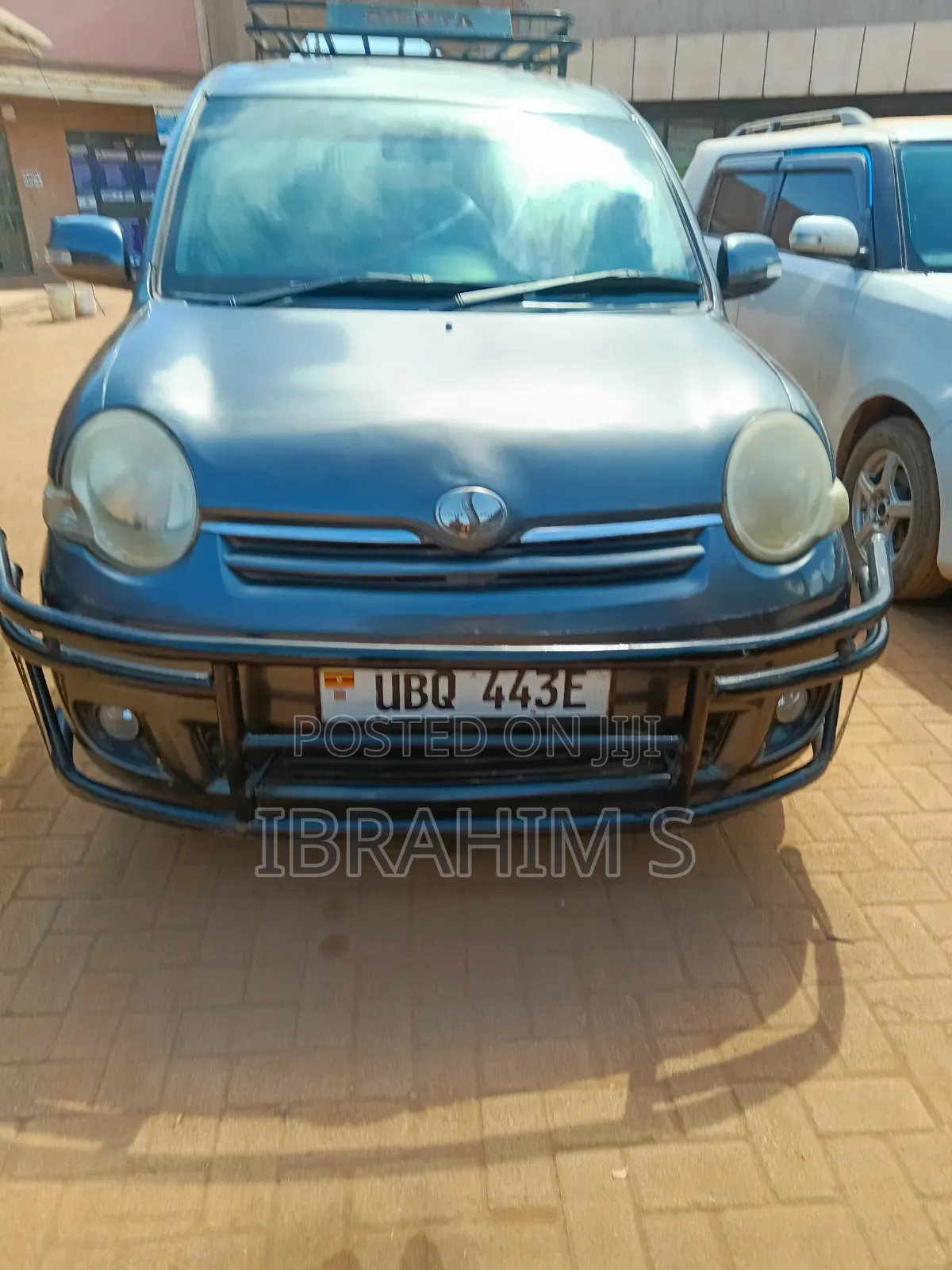 Toyota Sienta 2007 Gray