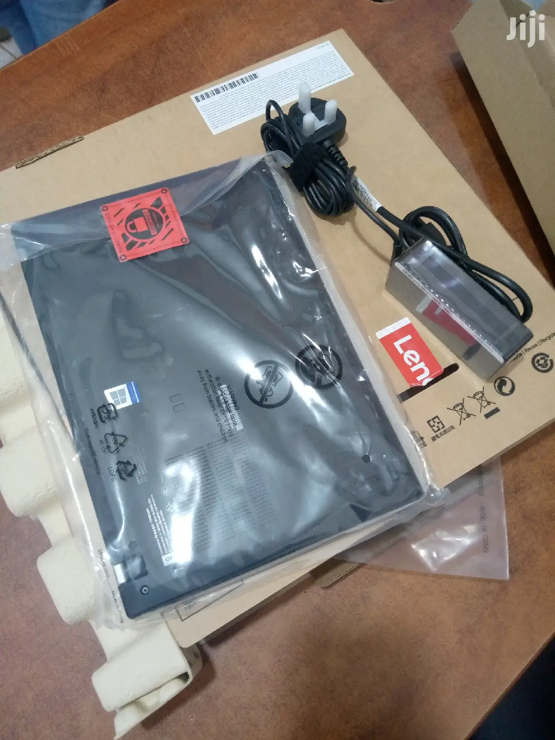 New Laptop Lenovo 8GB Intel Core I7 SSD 512GB