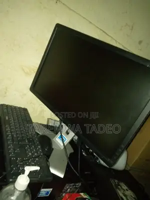 Desktop Computer Dell OptiPlex 3010 4GB Intel Core i5 HDD 512GB