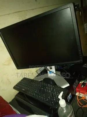 Desktop Computer Dell OptiPlex 3010 4GB Intel Core i5 HDD 512GB