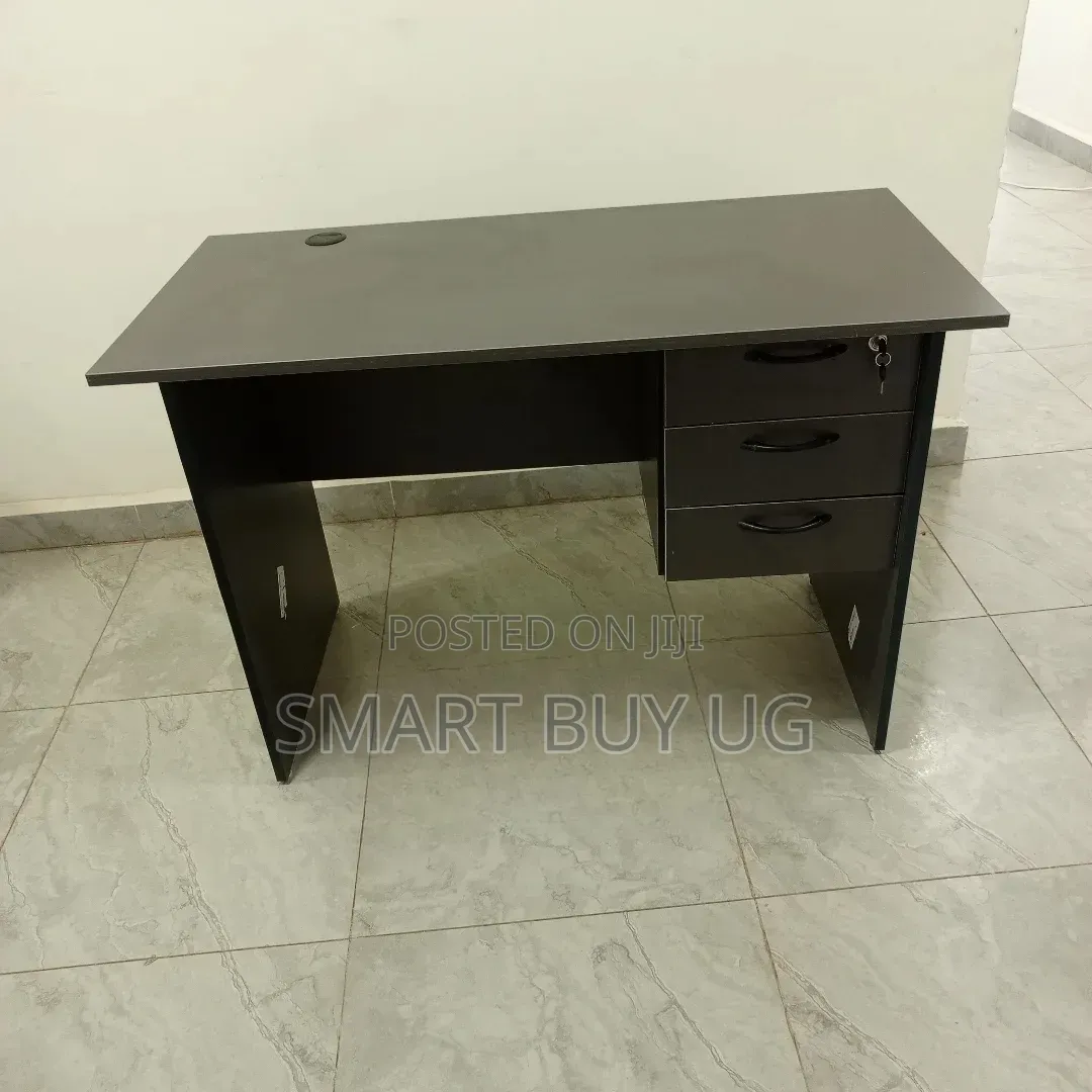 Office Desk/Executive Computer Table/Writing Desk/Study Table