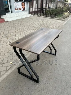 Office Desk/Business Work Table/Computer Desk/Writing Station