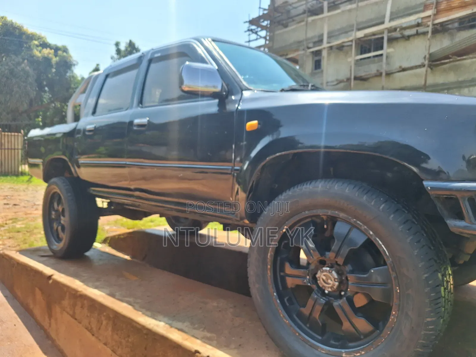 Toyota Hilux 1997 Black