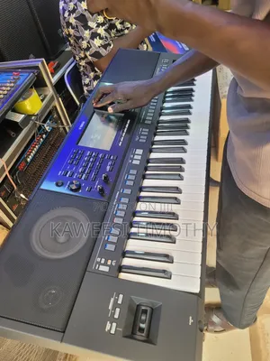 Yamaha PSR Sx920