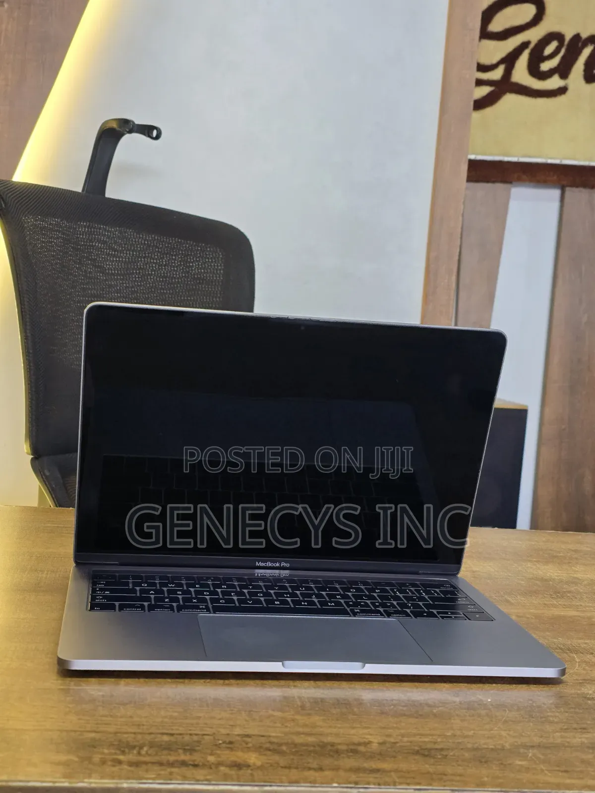 Laptop Apple MacBook Pro 2019 8GB Intel Core i5 SSD 256GB