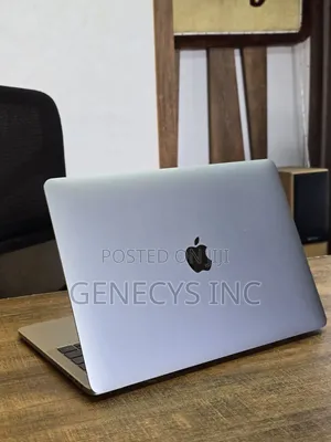 Laptop Apple MacBook Pro 2019 8GB Intel Core i5 SSD 256GB