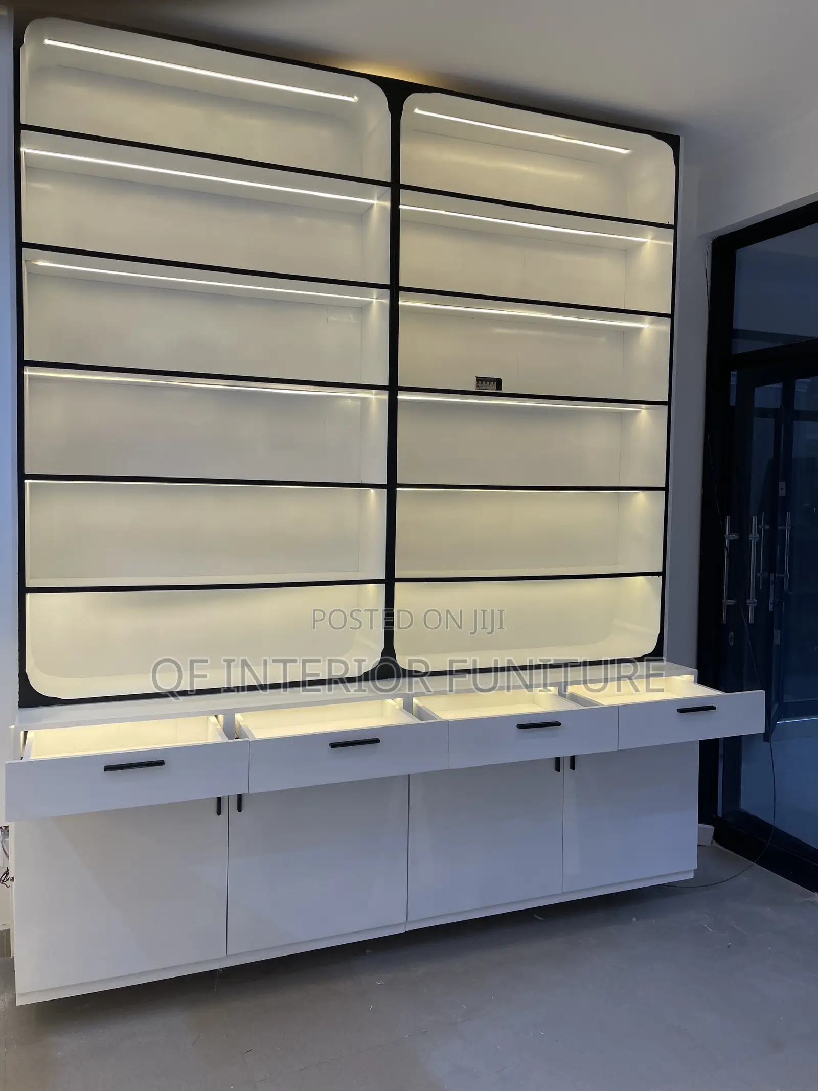 Modern Shop Shelvey and Display