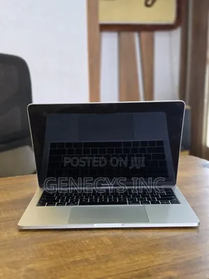 Laptop Apple MacBook Pro 2017 8GB Intel Core i5 SSD 256GB