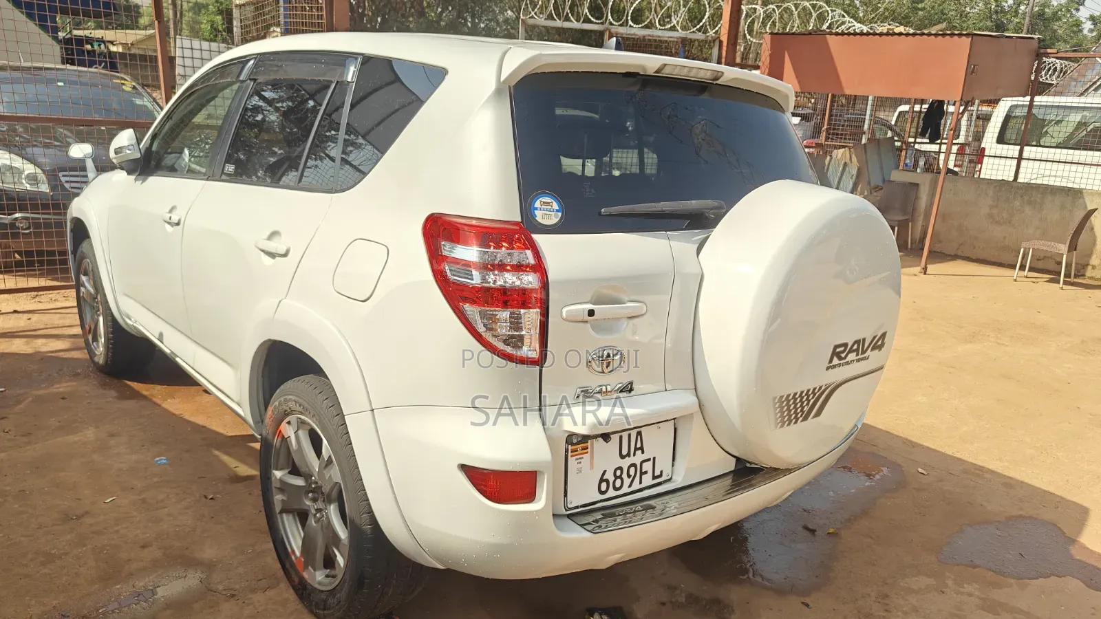 Toyota RAV4 2011 White
