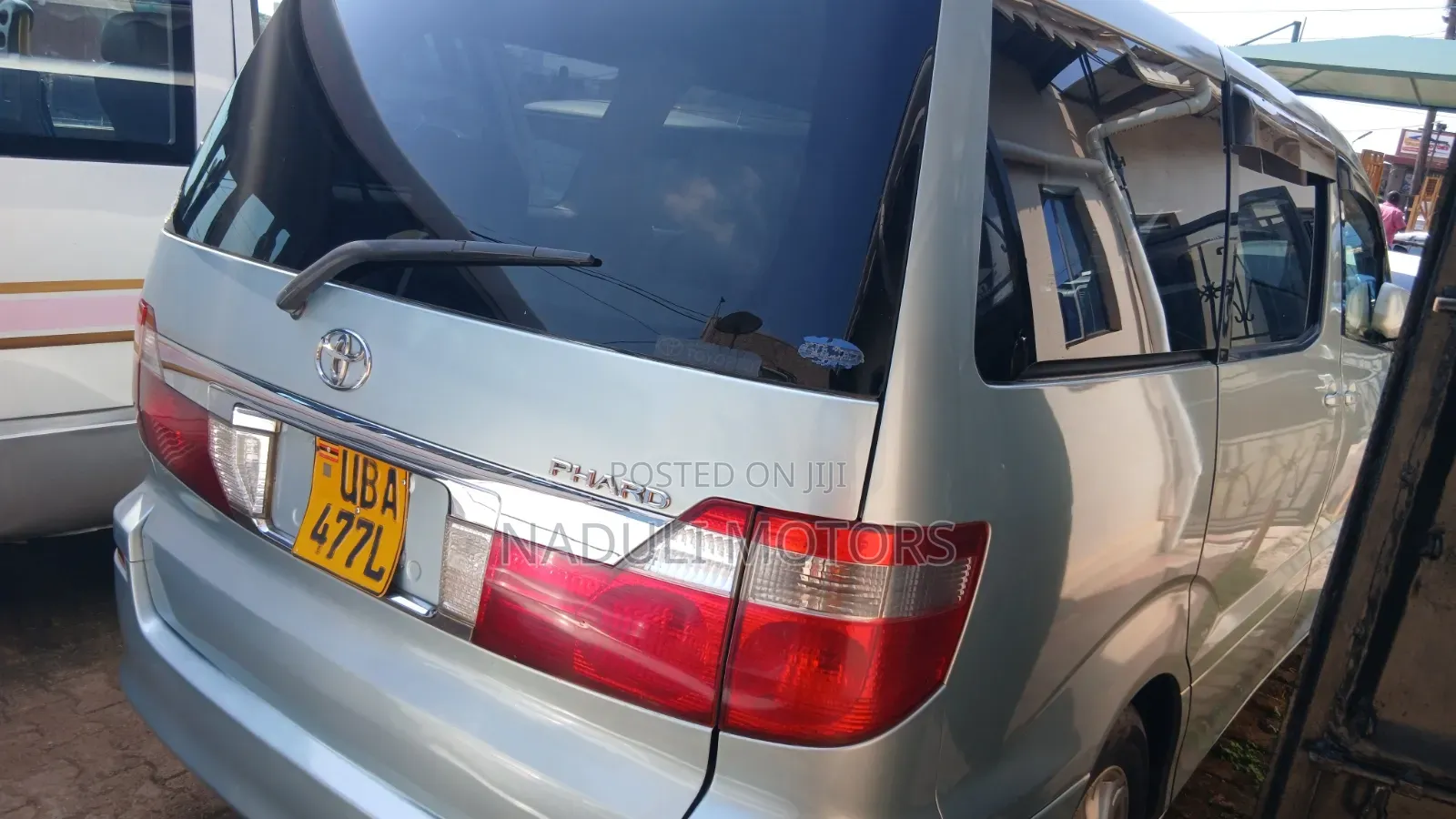 Toyota Alphard 3.0 Petrol FWD 2005