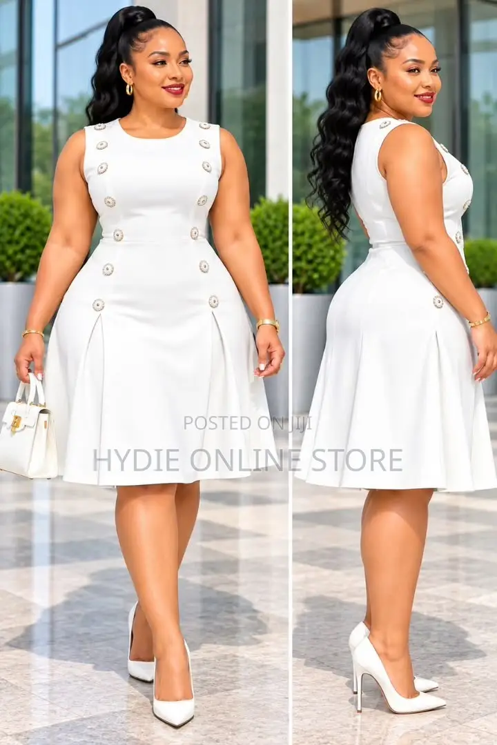 Short Round Dress (Golden Button)