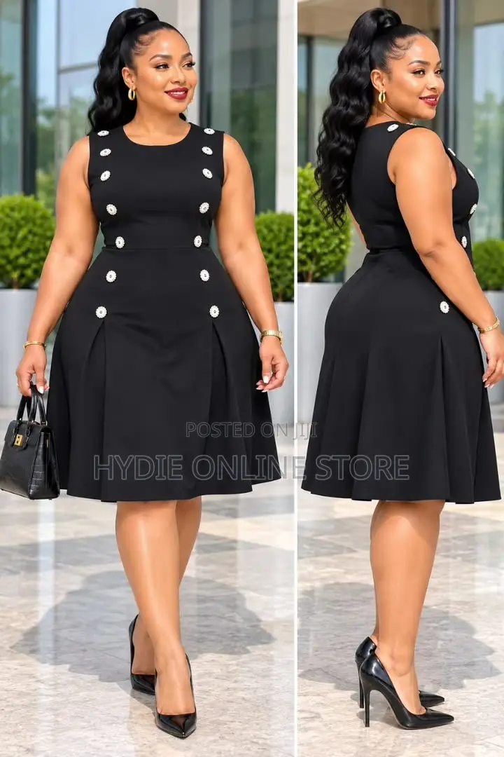 Short Round Dress (Golden Button)