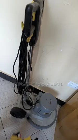 Karcher Floor Scrubber