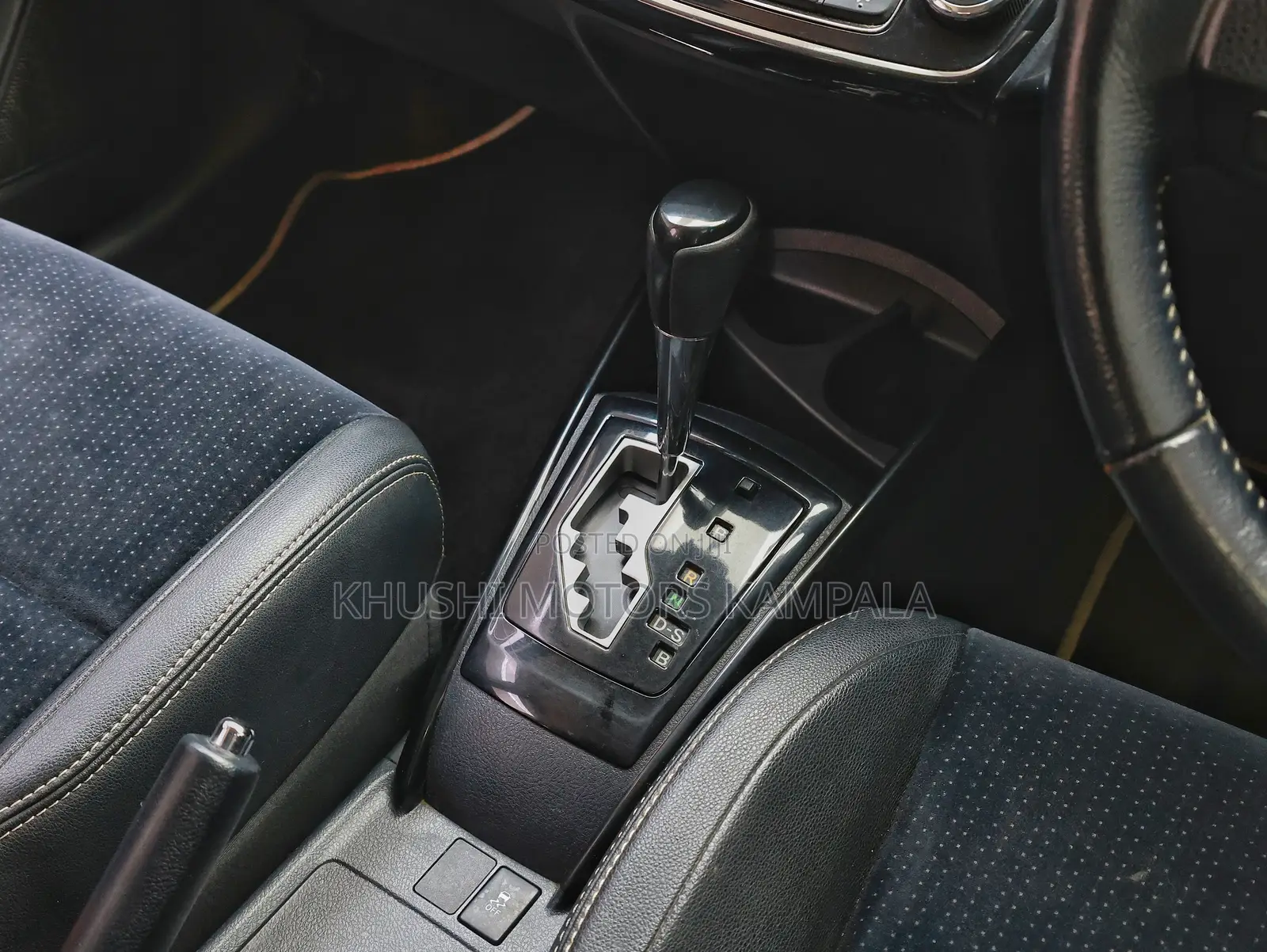 Toyota Corolla Fielder 2013 Black