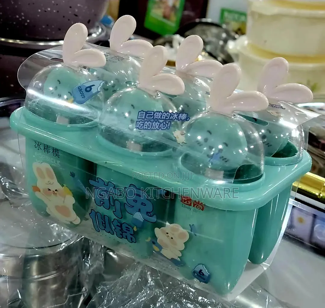 6-Piece Rabbit-Ice Cube Molds .