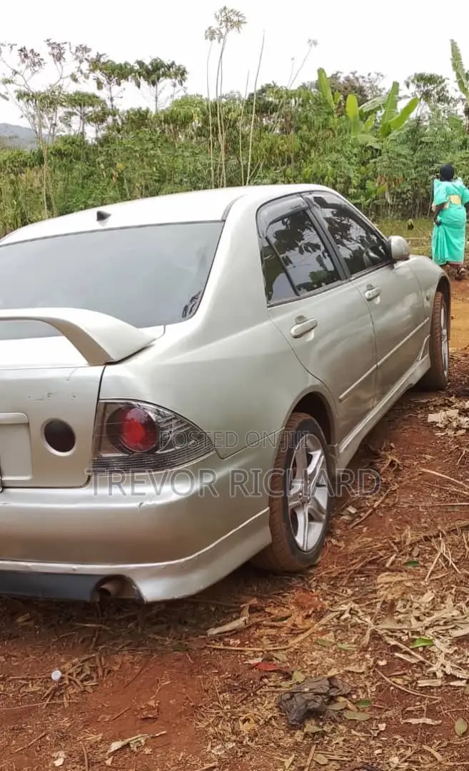 Toyota Altezza 1999 Silver