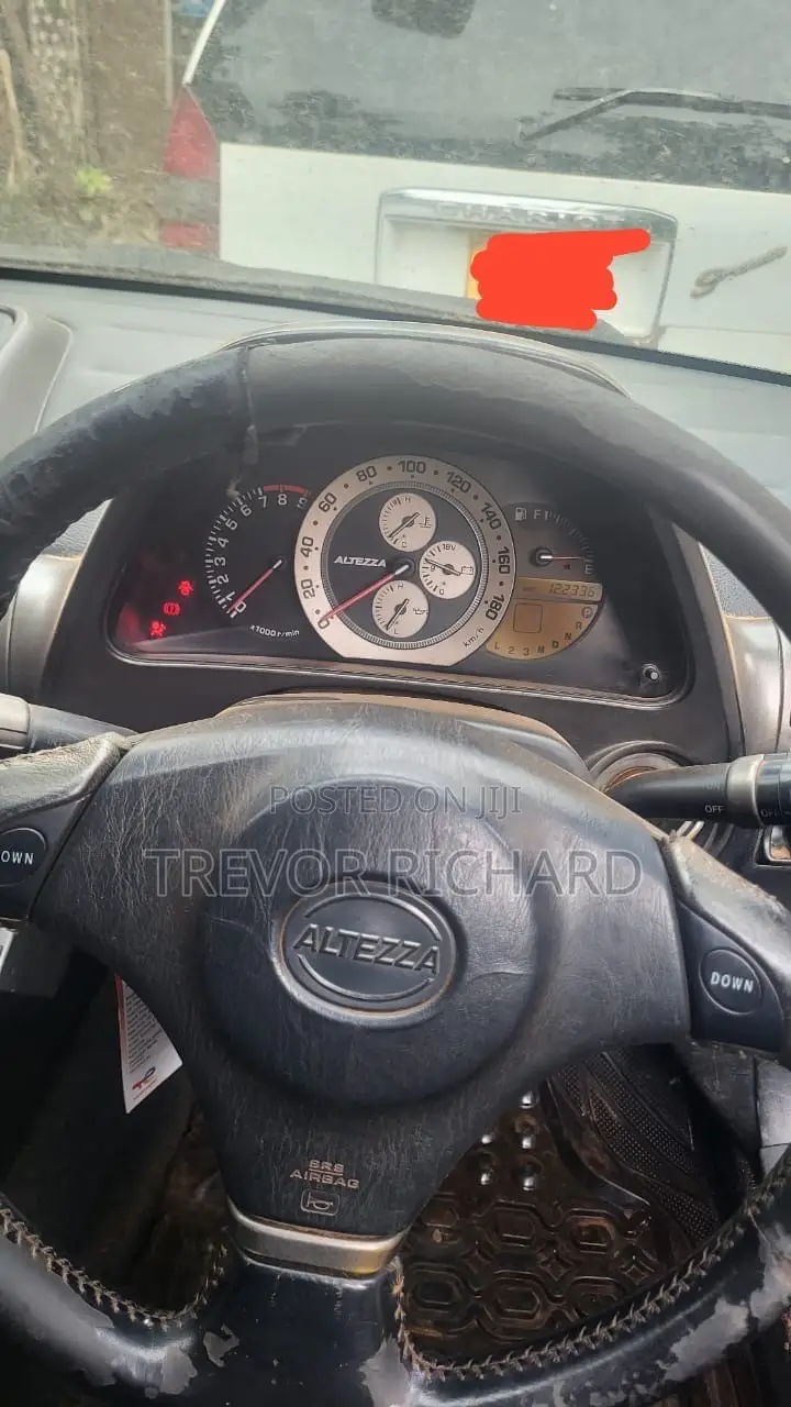 Toyota Altezza 1999 Silver