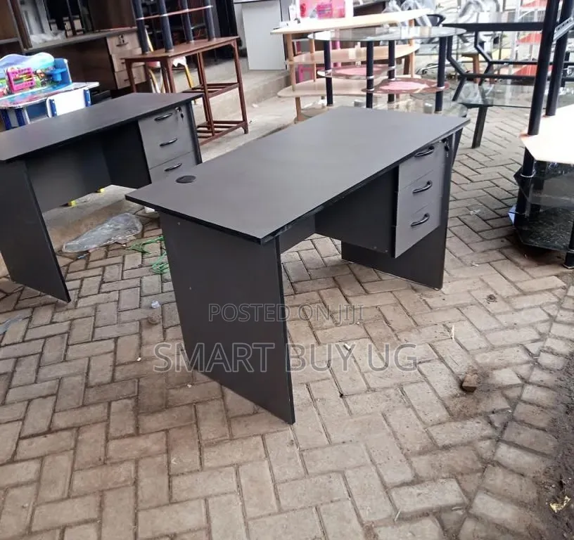 Office Desk/Computer Workstation Table