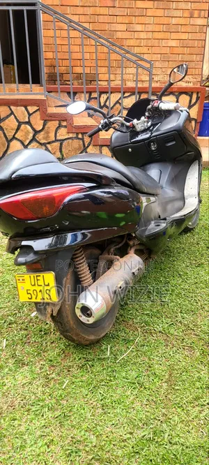 Honda Forza 2012 Black