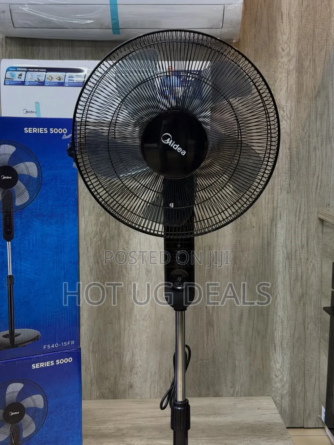 Midea Series Stand Fan With Remote Control (16-Inch, FS40-15FR)