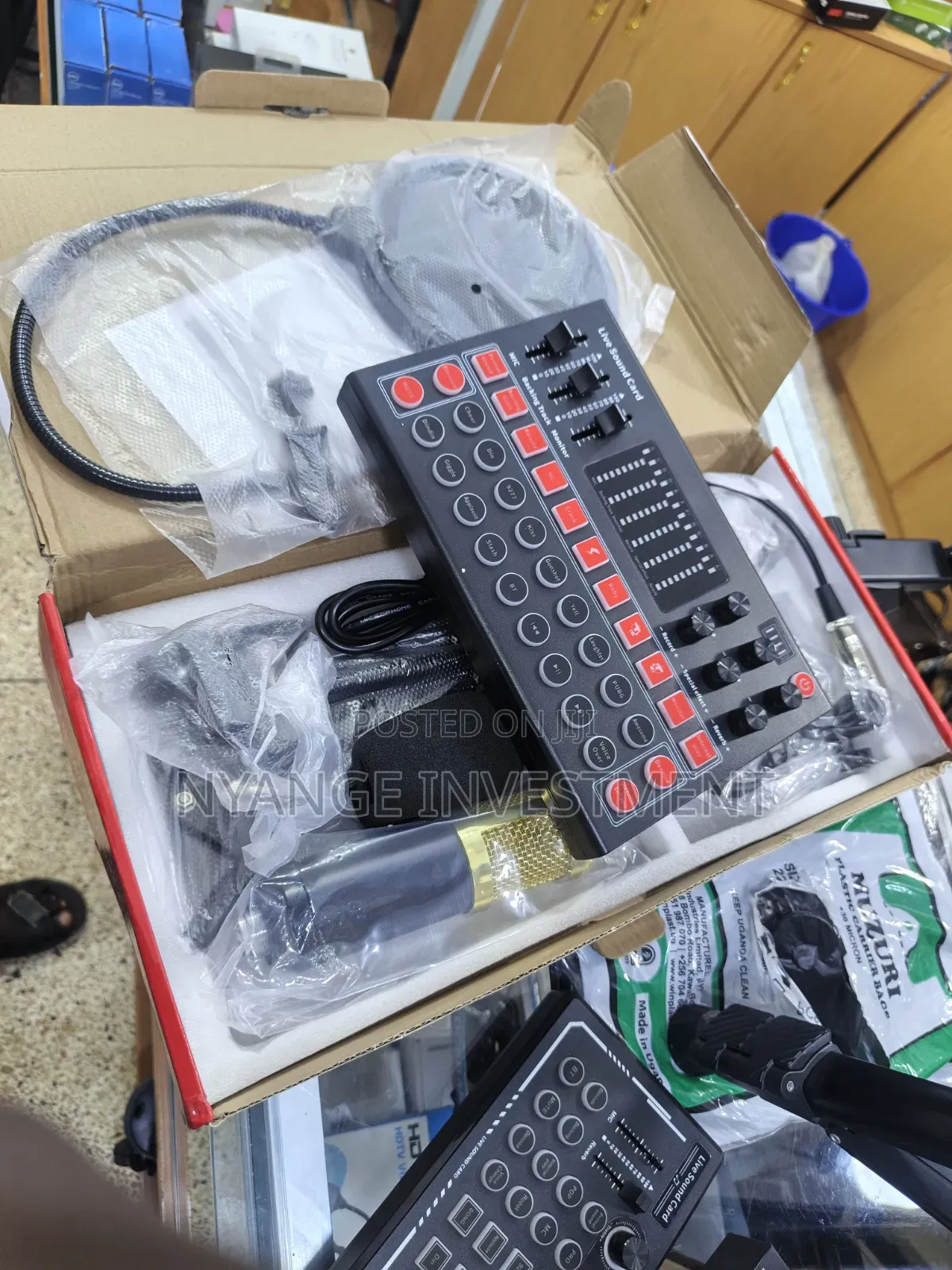 M9 Audio Interface Bluetooth Sound Card Voice Mixer,