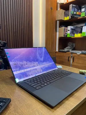 New Laptop Dell Precision 5570 16GB Intel Core i7 SSD 512GB