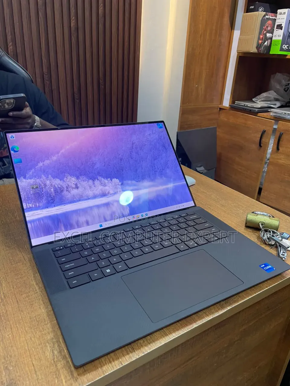 New Laptop Dell Precision 5570 16GB Intel Core i7 SSD 512GB