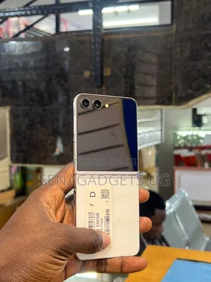 Samsung Galaxy Z Flip 5 256 GB White