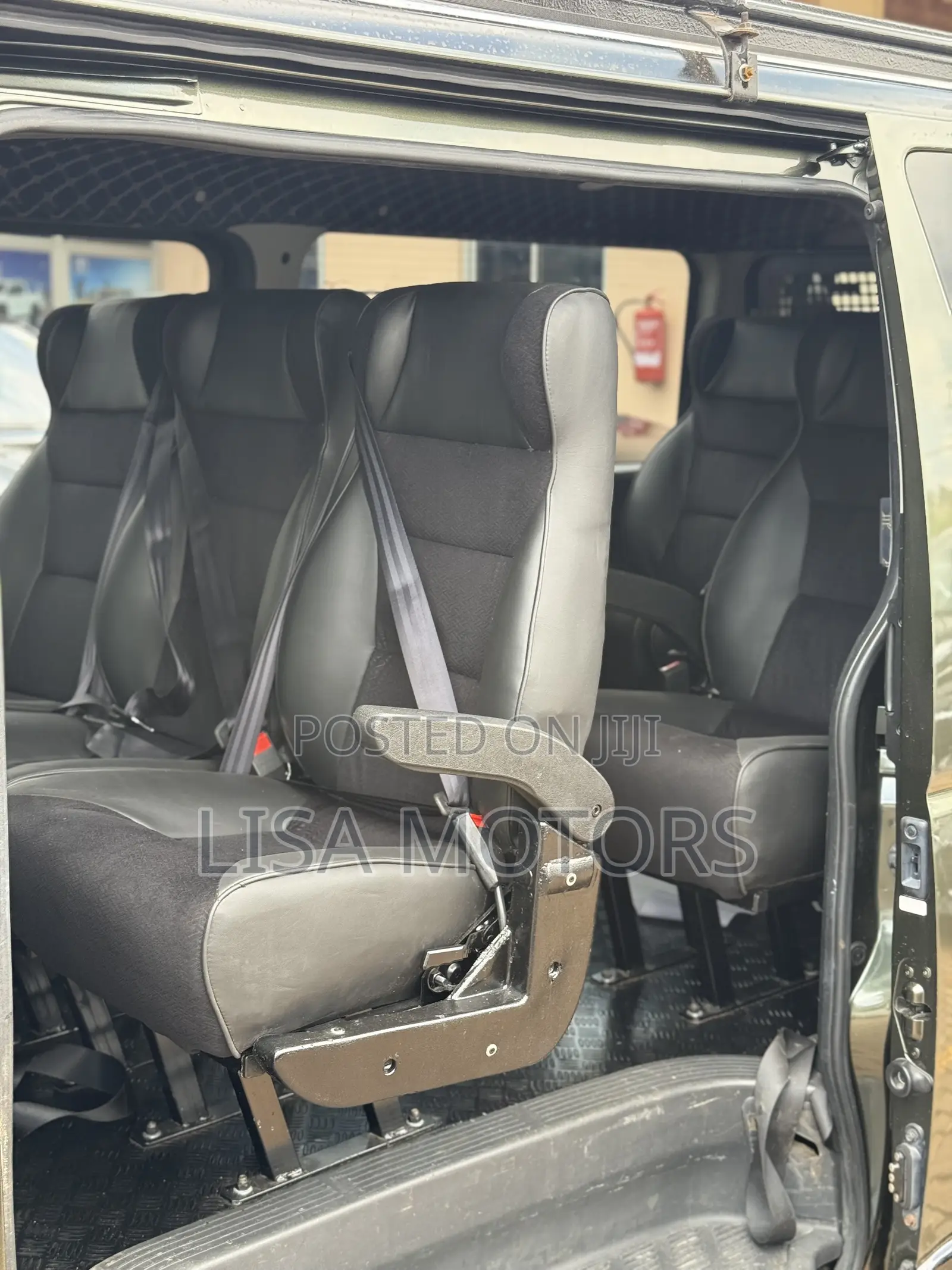 Toyota HiAce 2014 Green