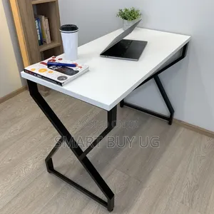 Office Desk/Modern Writing Table