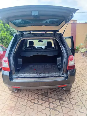 Land Rover Freelander 2010 Black