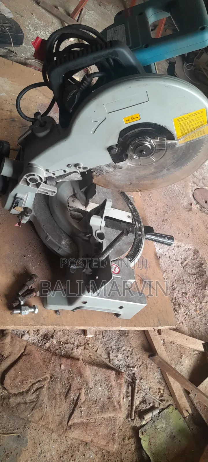 Mitre Saw for Aluminium Cutting